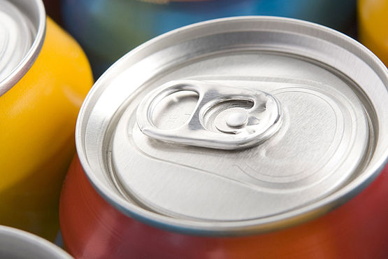 Drinks cans are food contact materials made of metal