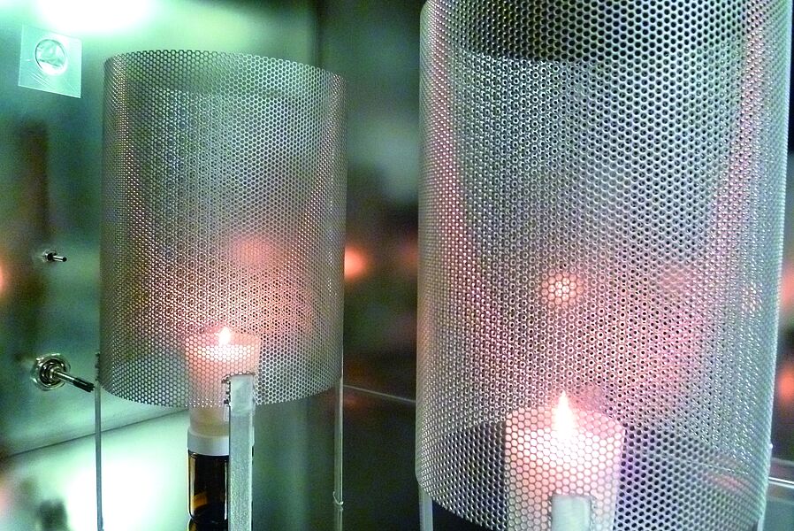 Chambre à flux permettant de réaliser des tests d'émission